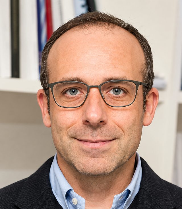 Prof. Pedro Camanho